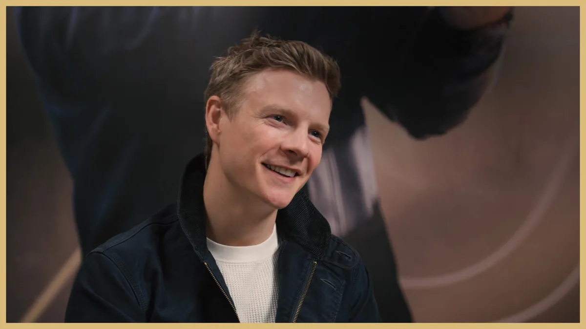 Patrick Gibson in official 007 First Light cast session media